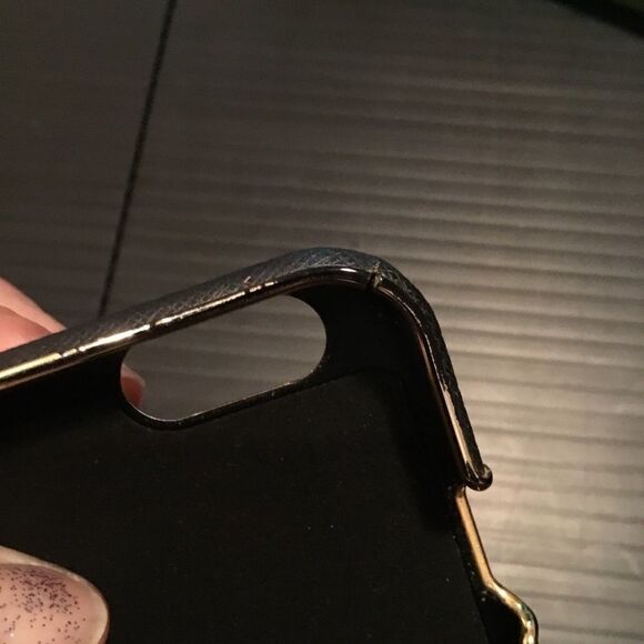 Kate Spade Saffiano iPhone 6+ Wrap Case (G) - Picture 5 of 8